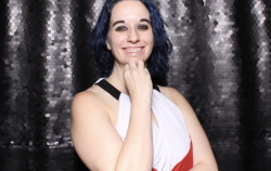 Shannon Live headshot